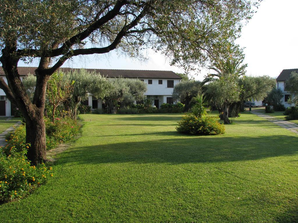 Nausicaa Village Sant'Andrea Apostolo dello Ionio Buitenkant foto